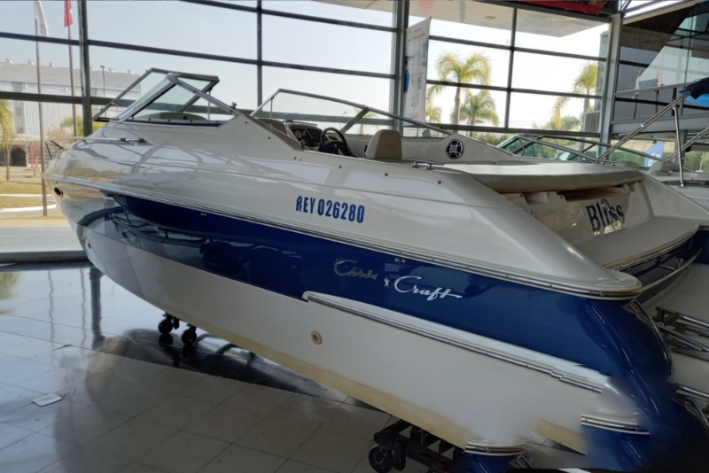 Cris Craft