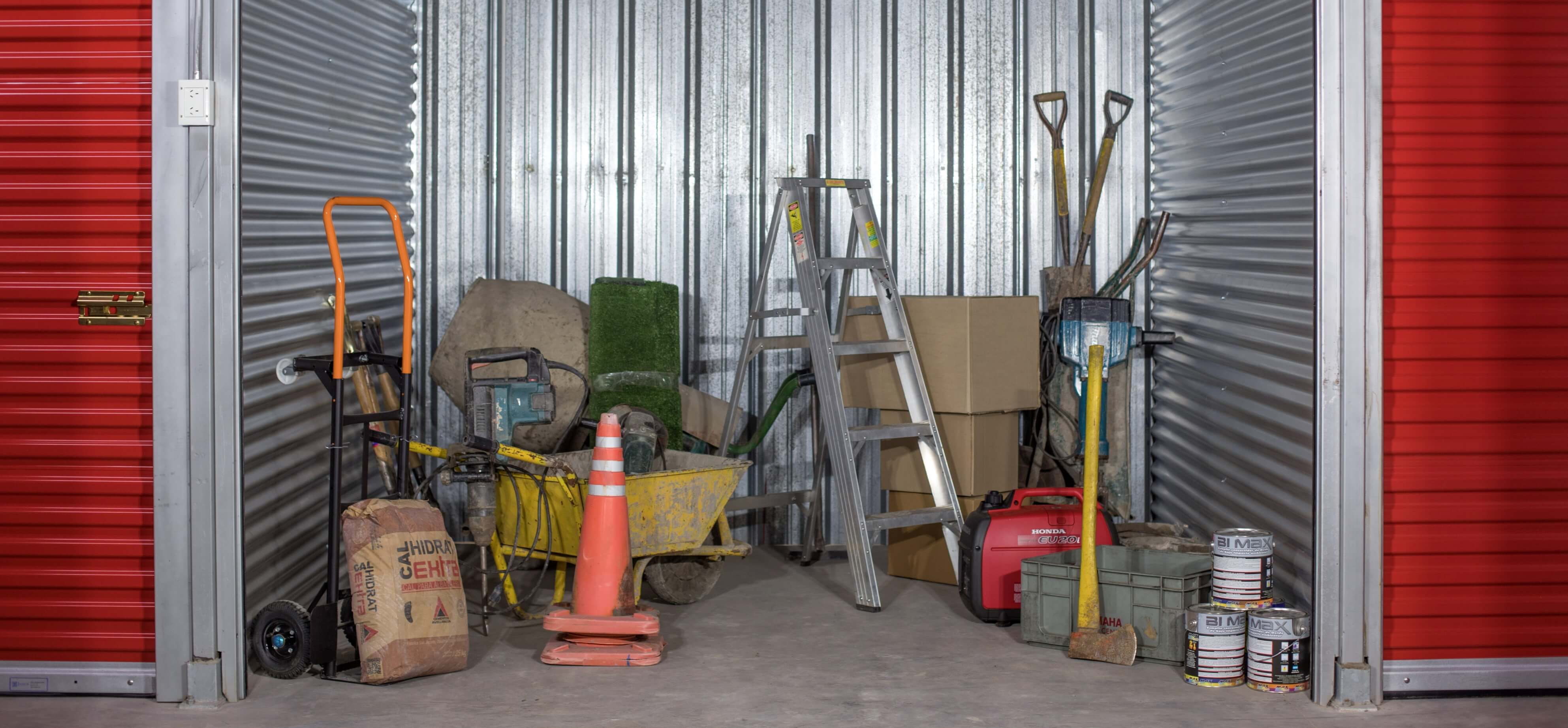 Amplios espacios de guarda